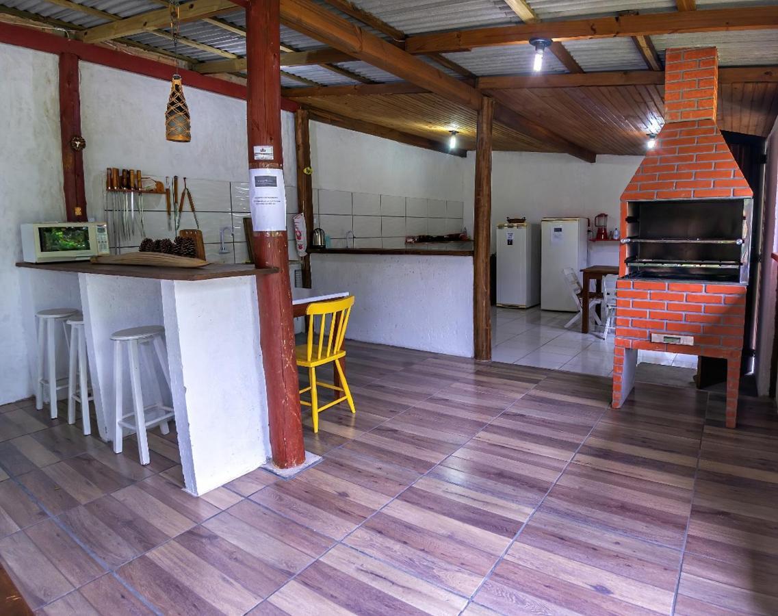 Pousada Charle Brown Garopaba Exterior photo